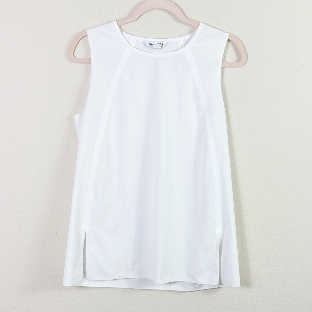 Athleta Zephyr Refined Tank Top in White size Small